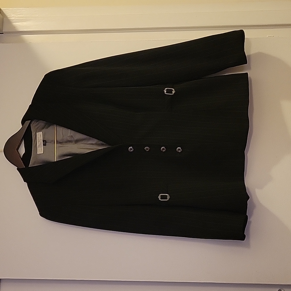 Tahari Blazer